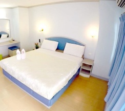 Двухместный номер Deluxe с балконом двуспальная кровать в P.A. Place Hotel