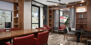 Вест-Нью-Йорк: Отель Fairfield Inn & Suites New York Manhattan Central Park