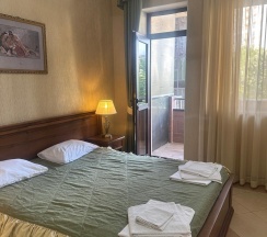 4-местные апартаменты улучшенные г. Сочи, ул. Крымская, 79/1 в Легенда Сочи