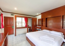 Одноместный номер Standard двуспальная кровать в Selina Place Pattaya