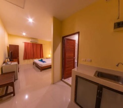Номер Superior в Enrico Hostel Patong