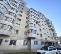 Трехкомнатная квартира на проспекте Победы, 5 в Берлога