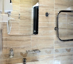 №11. Семейный номер с двуспальной кроватью, диваном и видом на Байкал в Прибой