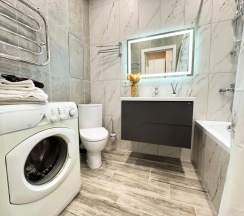 Апартаменты с балконом в Апартаменты Like Home на Земнухова 2