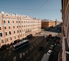 Полулюкс с балконом в Питерская