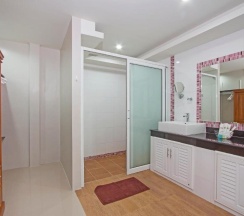 Семейный номер Standard с видом на бассейн в Maikhao Home Garden Bungalow