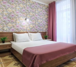Двухкомнатный с балконом в Посейдон у Моря