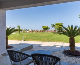 Двухместный номер Special Needs двуспальная кровать в Sunrise Crystal Bay Resort