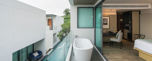 Двухместный номер Deluxe с видом на бассейн двуспальная кровать в My Beach Resort Phuket