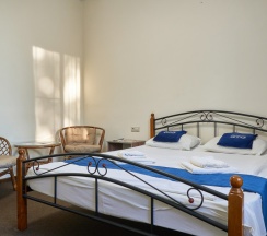 Двухместный просторный номер в Ото №1