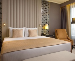 Двухместный номер двуспальная кровать в Double Tree by Hilton