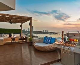 Двухместный люкс Avani Corner с видом на море двуспальная кровать в Avani Pattaya Resort