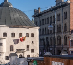 Апартаменты с красивым видом из окна в Квартира Jail Apart просторные апартаменты 105 м2 в центре Выборга с двумя спальнями