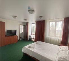 Номер комфорт в Боровница