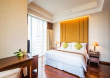 Номер Standard с балконом в Column Bangkok Hotel