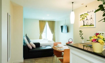 Шестиместный семейный люкс в Sabai Sathorn Service Apartment