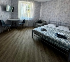 Двухкомнатный с большим балконом, до 7 человек в Лаванда