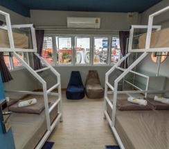 Двухместный номер Standard двуспальная кровать в The Moon Hostel Hua Hin