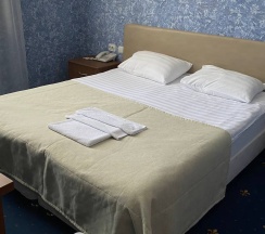 СТАНДАРТ С ДВУХСПАЛЬНОЙ КРОВАТЬЮ в Космос