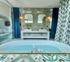 Люкс в The Kiri Villas Resort