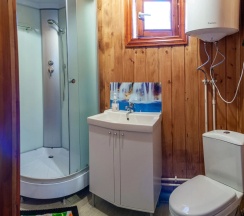 Семейный шестиместный номер в Сибиряки