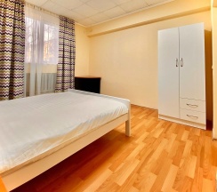 Двухместный номер Economy с красивым видом из окна двуспальная кровать в Alma-Ata Hostel