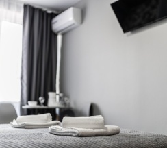Номер комфорт с двуспальной кроватью и красивым видом в Kravchenko hotel