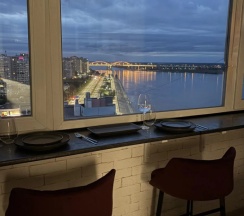 Четырёхместные апартаменты c 1 комнатой в Comfy Stay