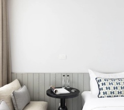 Двухместный номер Premium с балконом двуспальная кровать в Apartelle Jatujak Hotel