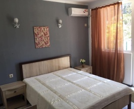 Двухместный номер Standard с балконом двуспальная кровать в Mirraflores Hotel