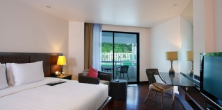 Карон: Курортный отель Le Meridien Phuket Beach Resort