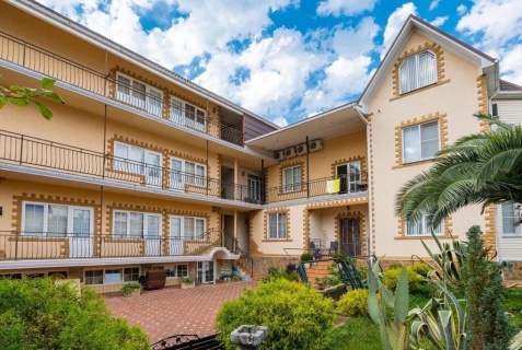 Адлер: Гостевой дом Камелот