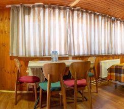 Семейный домик №5 в Allure Lodge