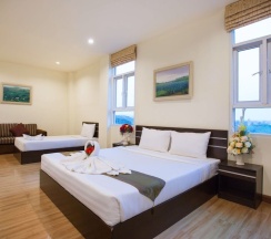 Номер Deluxe с балконом в Tharakiree Place Hotel
