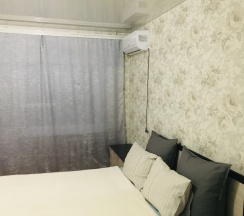 Апартаменты c 1 комнатой с балконом в Odnokomnatnaya Kvartira Na Ul. Engelsa Apartments