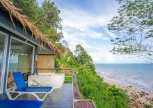 Двухместная вилла Deluxe beachfront двуспальная кровать в Koh Jum Resort