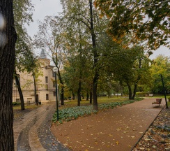 Квартира в Апартаменты на Переулок Гусятников 9