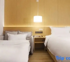Семейный люкс в Zhengzhou East Railway Station Crossing Hotel