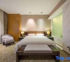 Номер Deluxe в Ningbo East Harbour Hotel