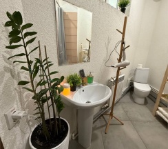 8-ми местный для женщин в Легенда