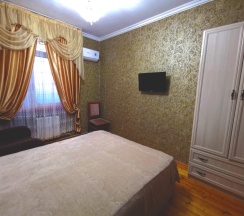 Трехместный (2+1 или 3) , Елена в У Елены