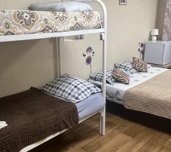 Номер эконом семейный с балконом в Almaz-hostel