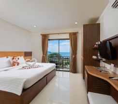 Двухместная вилла Superior с видом на море двуспальная кровать в Secret Cliff Resort Phuket