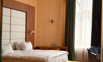 HERMES в Malakhovka Palace