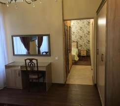 Номер люкс с 1 двуспальной кроватью в Империалъ