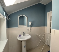 Двухместный номер с Удобствами (Мансарда) в Краски