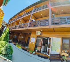 КОМФОРТ  С ТЕРРАСОЙ ИЛИ БАЛКОНОМ в Одиссей