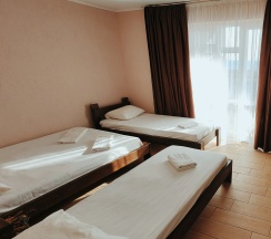 2х комнатный 8ми местный номер с террасой и панорамным видом на море в Благовещенка