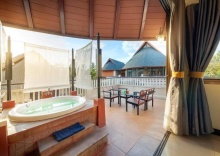 Четырёхместный семейный люкс Platinum в Cha Da Lanta Beach Resort 