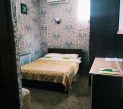 Номер стандарт с 1 двуспальной кроватью (с завтраком) в Гармония